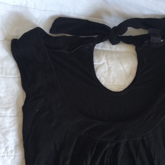 Soft flowy front tank - Picture 2 of 5